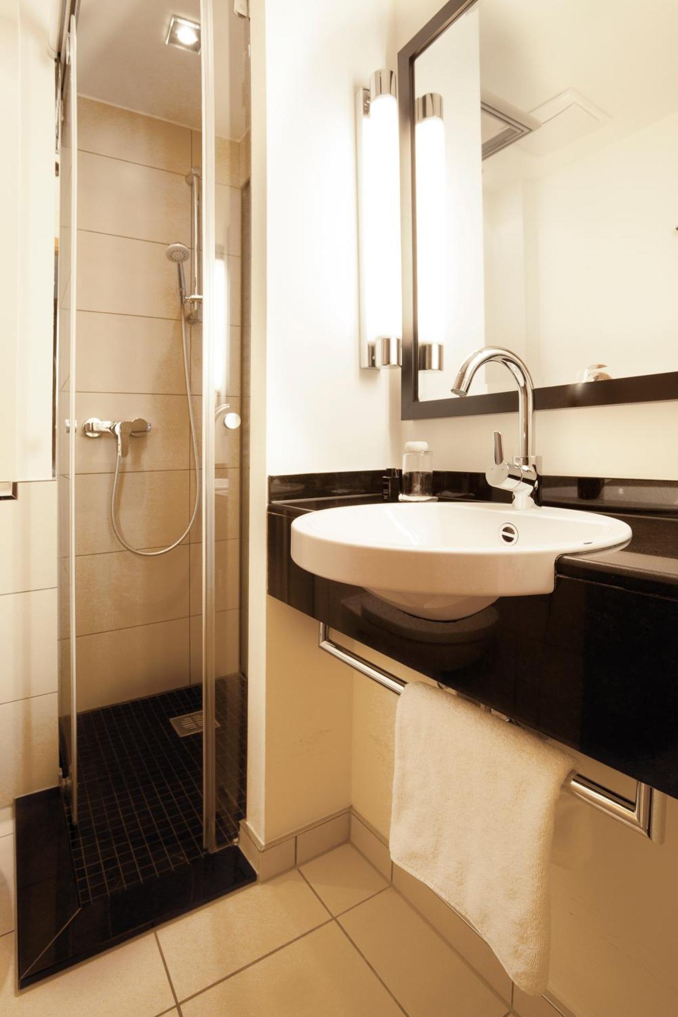 Single Room Economy